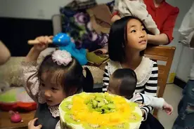 回忆我的第一个母亲节，一群宝妈带着宝宝一块过了图片