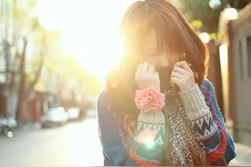 珍惜眼前人，不要错失幸福的所在图片