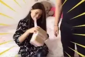 为什么女生拆快递的时候都那么兴奋？图片