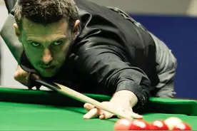 小组赛出线，塞尔比：“我开球留下组合球，一局就这样输掉了！”图片