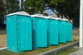 人有三急，当你在长途车上想上厕所怎么办！？图片