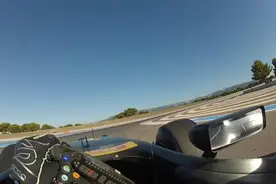 超酷！高清F1赛车驾驶员视角视频图片