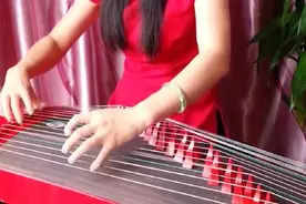 大师古筝演奏《将军令》，琴音流畅好听张弛有度，不容错过图片