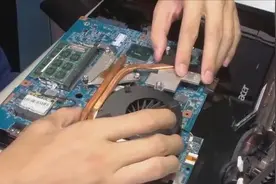 宏碁笔记本拆机清灰视频图片