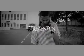 听听外国帅哥的精彩MV歌曲展示