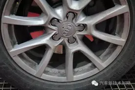 汽车轮胎容易老化，轮胎上光选择什么上光剂最好？图片