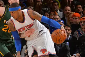 安东尼赛场上脚尼克斯配色Jordan Melo M12图片