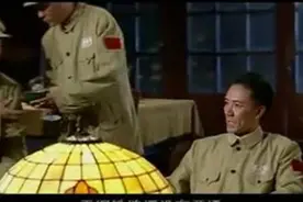 解放军接管难民城市，节省自己的口粮支援老百姓