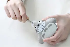 龙猫布艺笔袋包手工diy制作图片