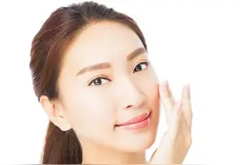脸大怎么变小 这七个动作帮你甩掉大饼脸图片