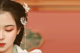 小说：她穿越异世，一只巨鹰主动要做她的契约兽，她却直接拒绝图片