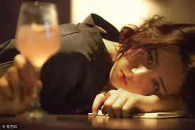 小说：当着全校师生的面表白喜欢的女生！图片