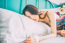 小说：姐弟被当成情侣，是种什么体验？图片