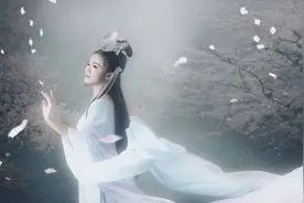 小说：小伙拜入宗门，被赐予辟谷丹，吃一颗就可以七天不吃饭图片