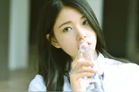 小说：“乔二小姐根本就没有怀孕，那个流产的孩子，是假的。”图片