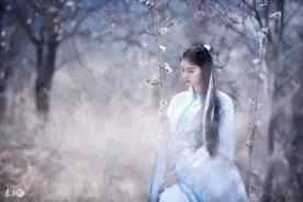 小说：老公在妻子电脑上发现神秘文件夹，点开后惊呆了图片