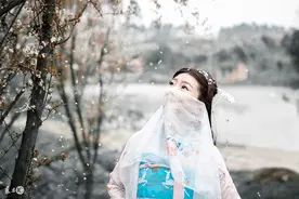 小说：惊，少女一家竟是书里的大反派？图片