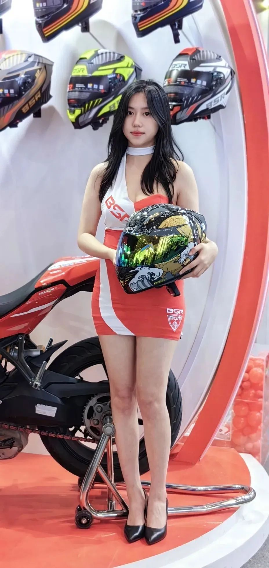 今天不聊摩托车！就来一起看看本届摩博会的美女模特吧2878|小老婆汽機車資訊網
