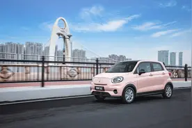 纯电动小车照样能环游中国，只因为它有这些配置！图片