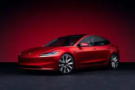 真不是只有换张脸，小改款特斯拉Model 3破坏力很大的图片
