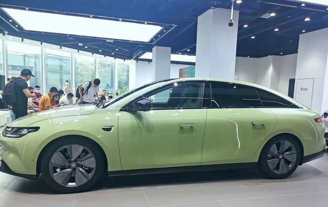 零跑c01整車採用流線型設計體現科技自然美學 123standards