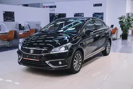 铃木版“桑塔纳”来了，海外预售7万，1.4T引擎+2.6米轴距，帅气图片