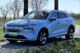 大五座混动SUV新旗舰？试驾体验魏牌新摩卡DHT-PHEV图片