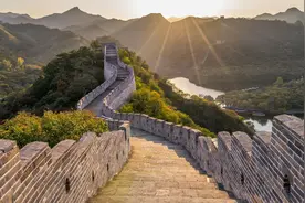 小说：水浒传世界，陆虞候想算计林冲却被小伙破坏，再想出新毒计图片