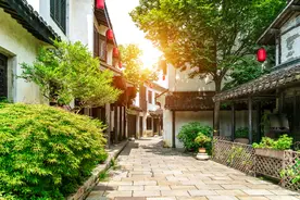 《三国演义》里被淡化的两位英雄，他们才是一心为汉室图片