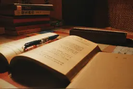 小说：开启游戏宝箱，获得惊人奖励，从此踏上无敌之路！图片