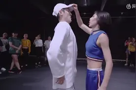 最近超火的《全部都是你》舞蹈练习室，这个编舞也很棒！视频封面
