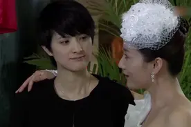 新娘为验礼金真假，竟在婚礼现场放验钞机，不料下一秒出事了！视频封面