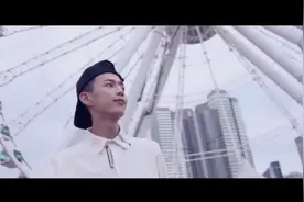 抖音神曲《带你去旅行》，听完感觉恋爱了视频封面