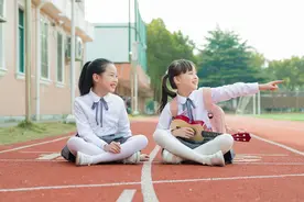 有一个差生朋友是什么感觉？孩子：很酸爽，也很有优越感图片