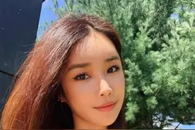 175韩国模特，体型匀称，双腿修长，保持身材离不开这两点图片