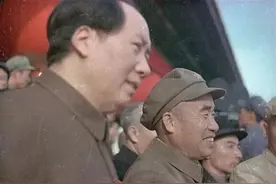开国大典结束后，毛泽东毫无睡意，说完这一段话后，涌出了泪花图片