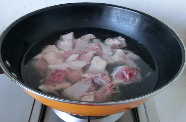 花胶泡了四天没泡发 2025年花胶泡了四天没泡发可以吃吗