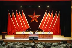 陆军某综合训练基地：新兵开训第一课 党史学习葆初心图片