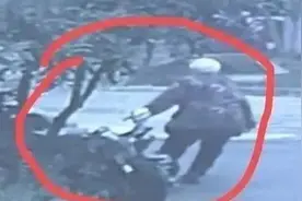 九旬老太扶电瓶车摔倒，家属向车主索高额赔偿引争议！我们请来了律师图片