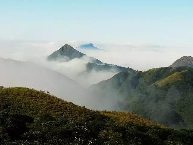 跟着郑州户外驴友团，徒步中国十大非著名山峰