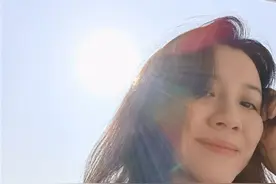 刘琳不算美，可是我喜欢图片