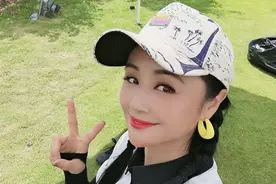 岁月不败美人，47岁曹颖近况曝光，颜值在线还坐拥千万豪宅图片