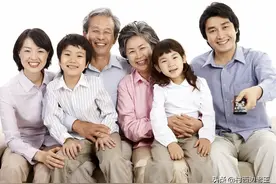 没有兄弟姐妹——奋斗太难了图片