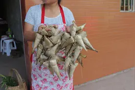 桃子妈教你粽子新包法，外形像牛角，73岁的奶奶都爱吃视频封面