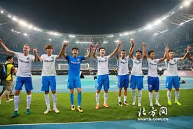 乔纳森传射破荒阿奇姆彭进球 泰达主场2:0建业图片