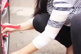 为什么新车要帮红布条？意义何在呢？这一点，你肯定没想到！视频封面