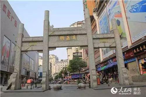 40年·车轮印记｜20年前，第一辆面包车改变了我的人生