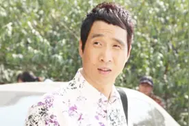 草根著名导演，《杨光的快乐生活》条子，曾因“揩油”秦岚惨被骂视频封面