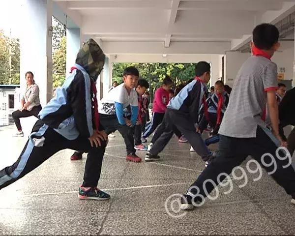 中考1分钟跳绳117下才拿满分，是孩子不行还是标准太高？