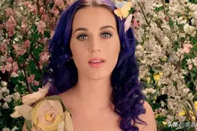 流行天后水果姐 Katy Perry 新单 Smile图片